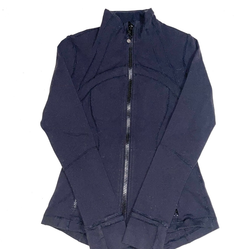 LULULEMON SIZE 4 BLACK DEFINE JACKET